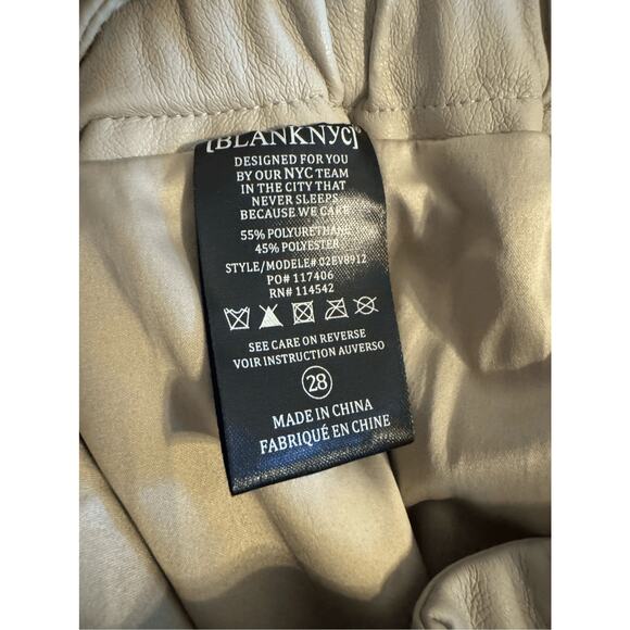 Blank NYC Women's Vegan Leather Scalloped Hem Track Shorts Size 28 NWT - Picture 8 of 10